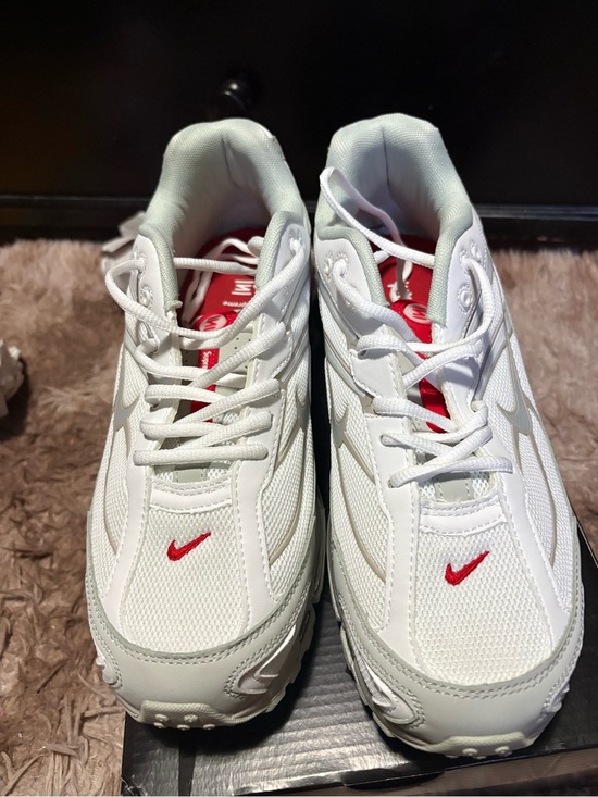 Supreme Nike shox ride 2 white main image 4